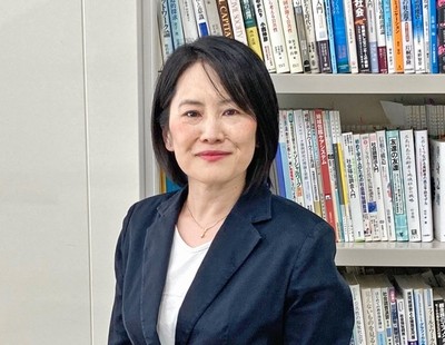 学科長顔写真