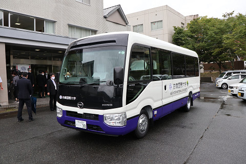 resize1100